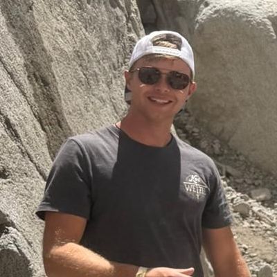 Aidan, 25