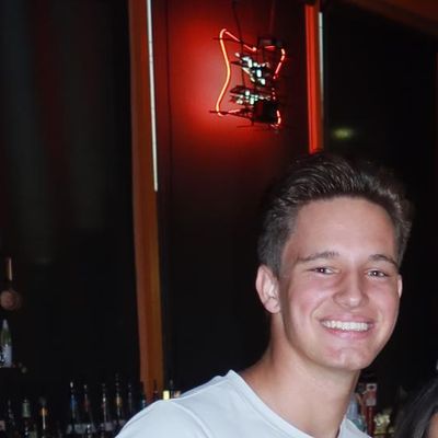 Blaise, 21