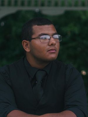 Manuel, 19