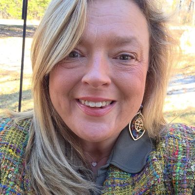 Gloria, 53