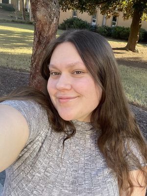 Emily, 24
