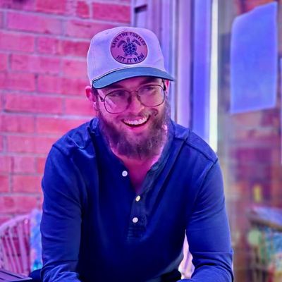 Aaron, 27