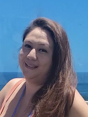 Isabelle, 34