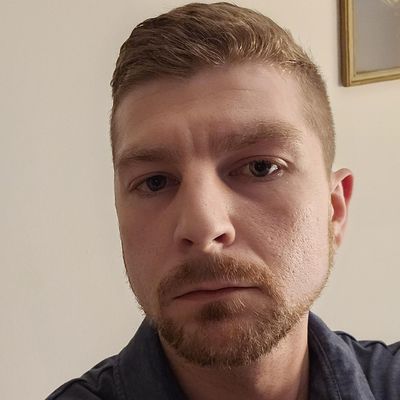 Nick, 32