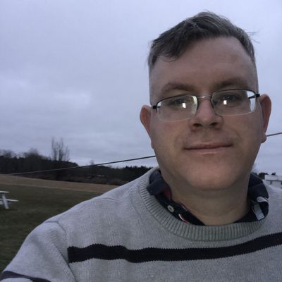 Dominic, 42