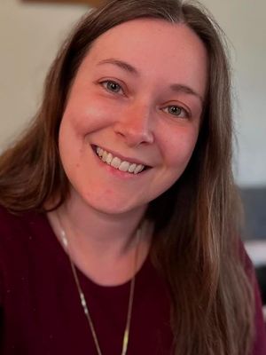 Laura, 47