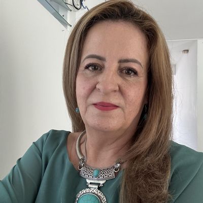 Alba Lucia, 60