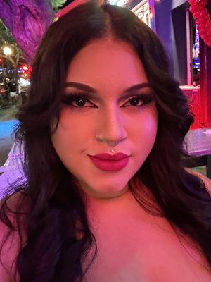 Leann, 27