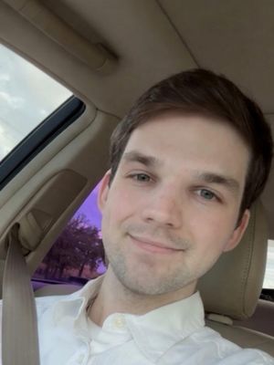 Ian, 23
