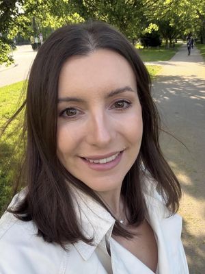 Sara, 45