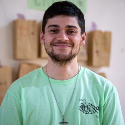 Alec, 27