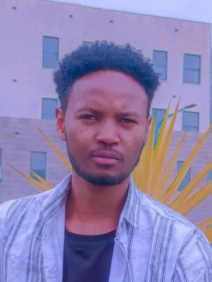 Yosef, 28