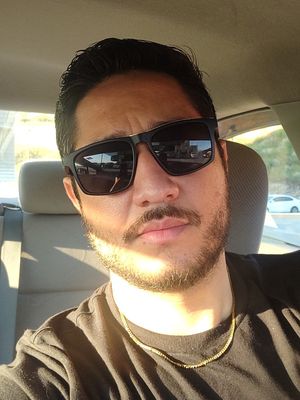 Andres, 35