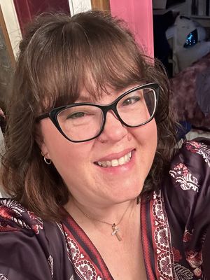 Angelia, 48