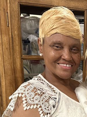Laura, 65