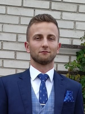 Przemek, 28
