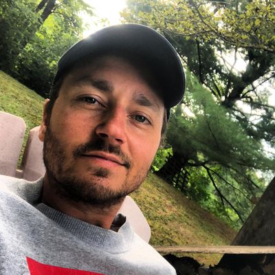 Todd, 30