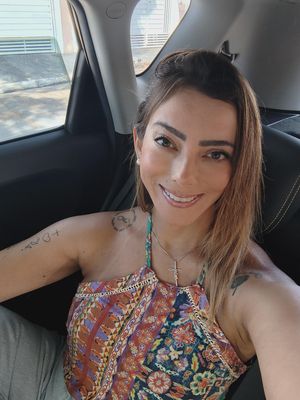 Dani, 47
