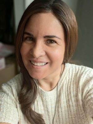 Mariella, 55