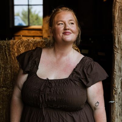 Erin, 31