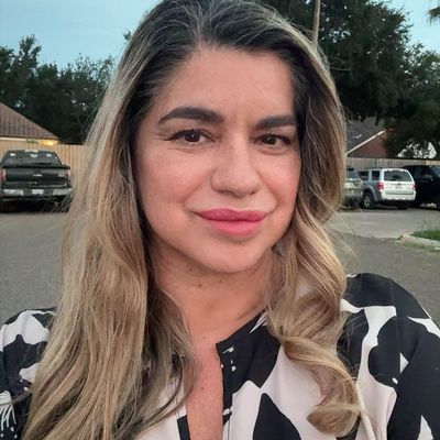 Michelle, 54