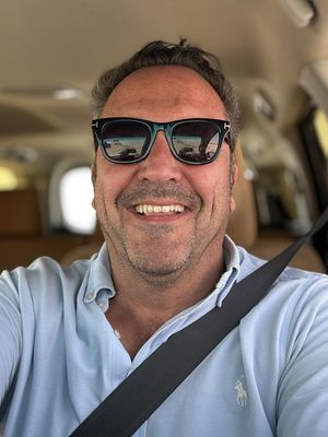 Jose, 52