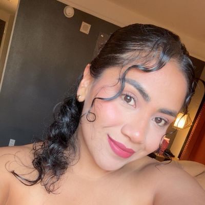 Sofia, 25