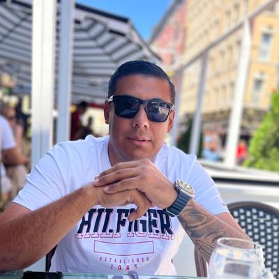 Diego, 34