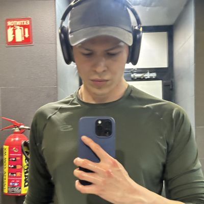 Juan, 29