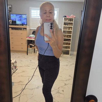 Sonia, 59