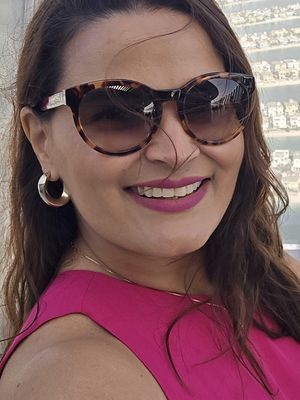 Mayara, 39