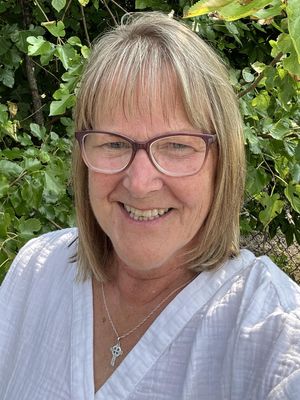 Eileen, 64