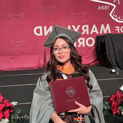 Carmen, 26