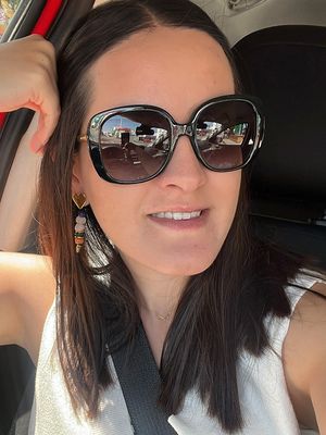 Mariana, 30