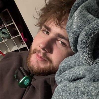 Robert, 23
