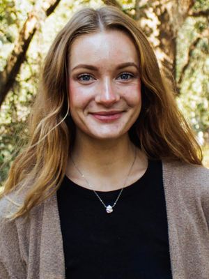 Clare, 30