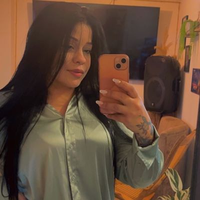 Maye, 40