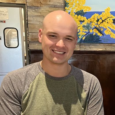 Alex, 29