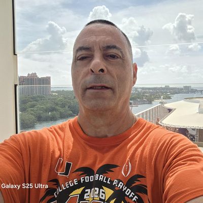 Carlos, 62