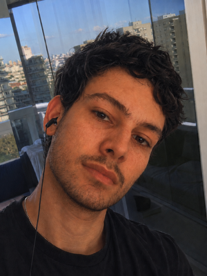 Mark, 25