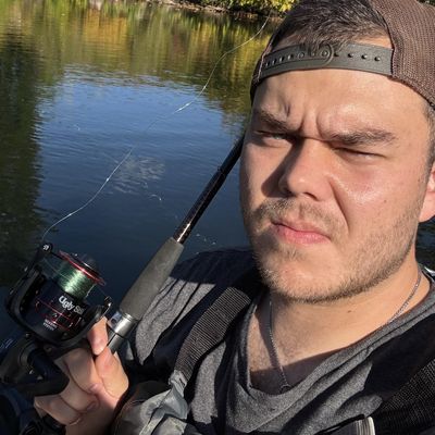 Mark, 25
