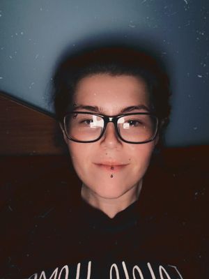 Bryony, 22