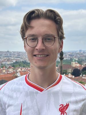 Daniel, 25