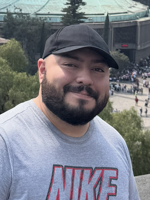 Alex, 29