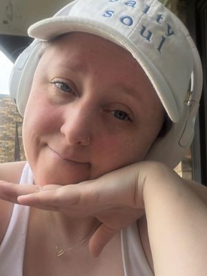 Becca, 35