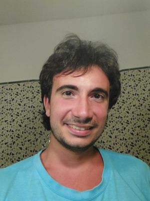 Dario, 25