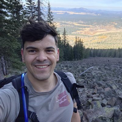 Joe, 25