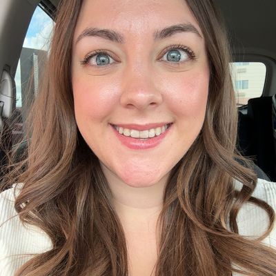 Kate, 30