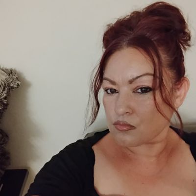 Yesenia, 47
