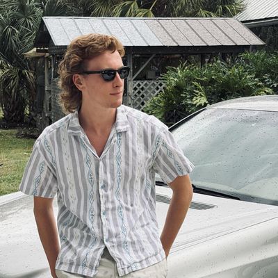 Oliver, 20